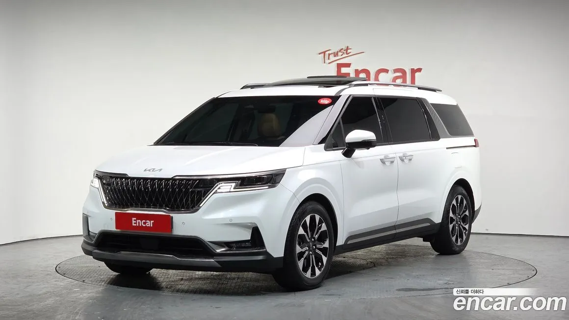Kia Carnival 2023 из KR, фото 1