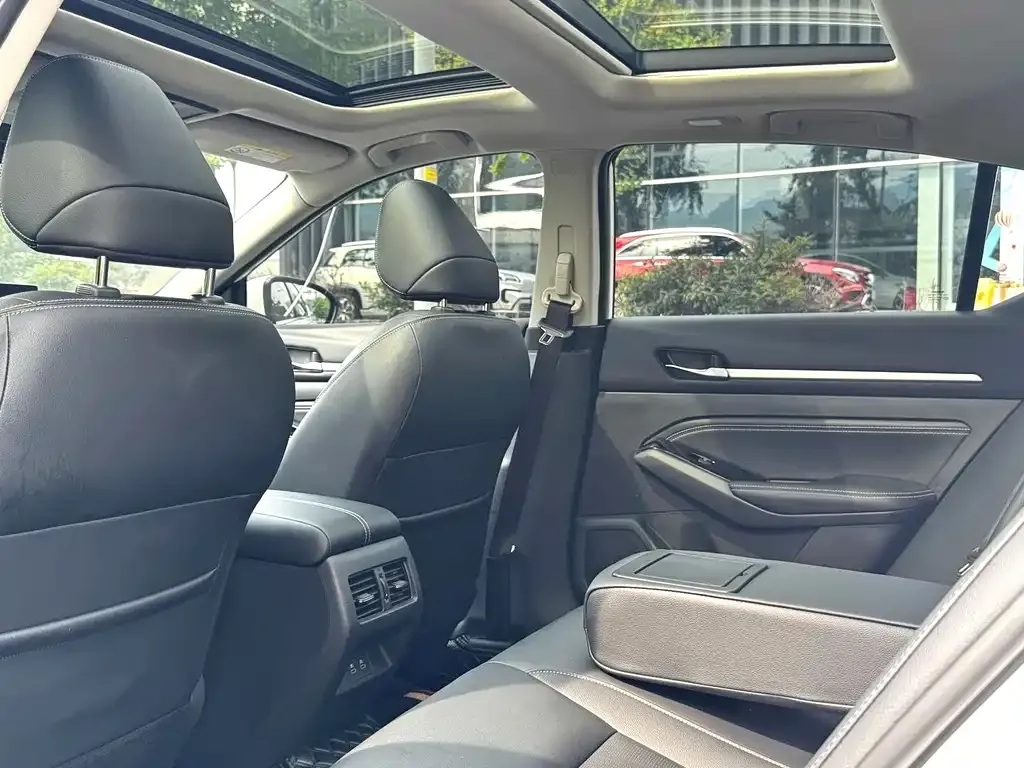 Nissan Teana 2024 из CN, фото 6