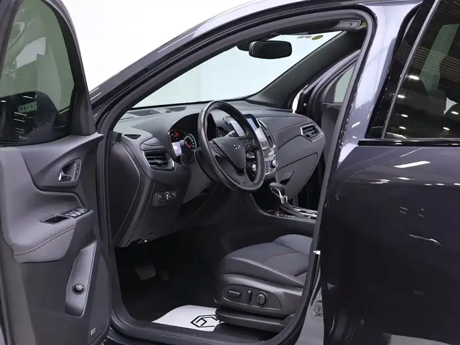Chevrolet Equinox 2021 из CN, фото 6