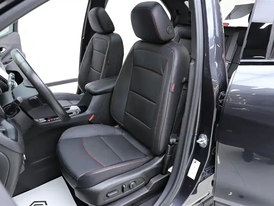 Chevrolet Equinox 2021 из CN, фото 4