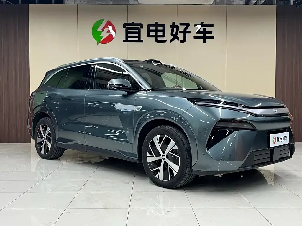 BYD Tang L — фото 3