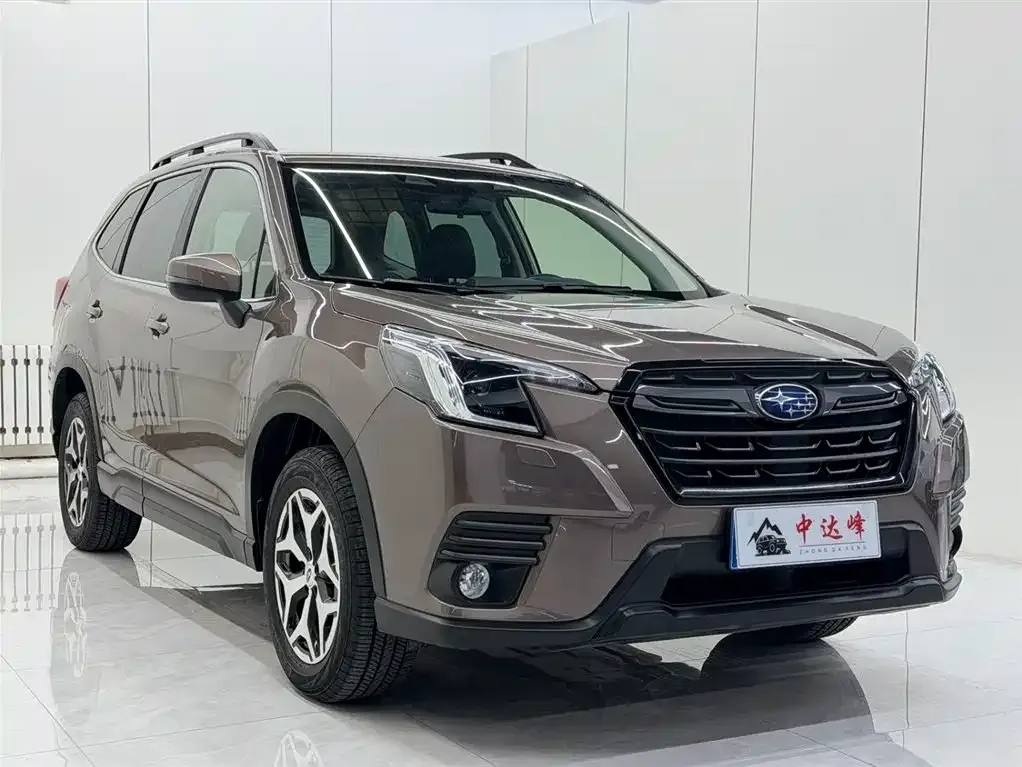 Subaru Forester — фото 9