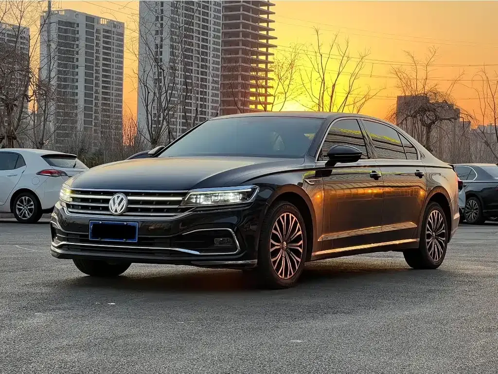Volkswagen Phideon — фото 1