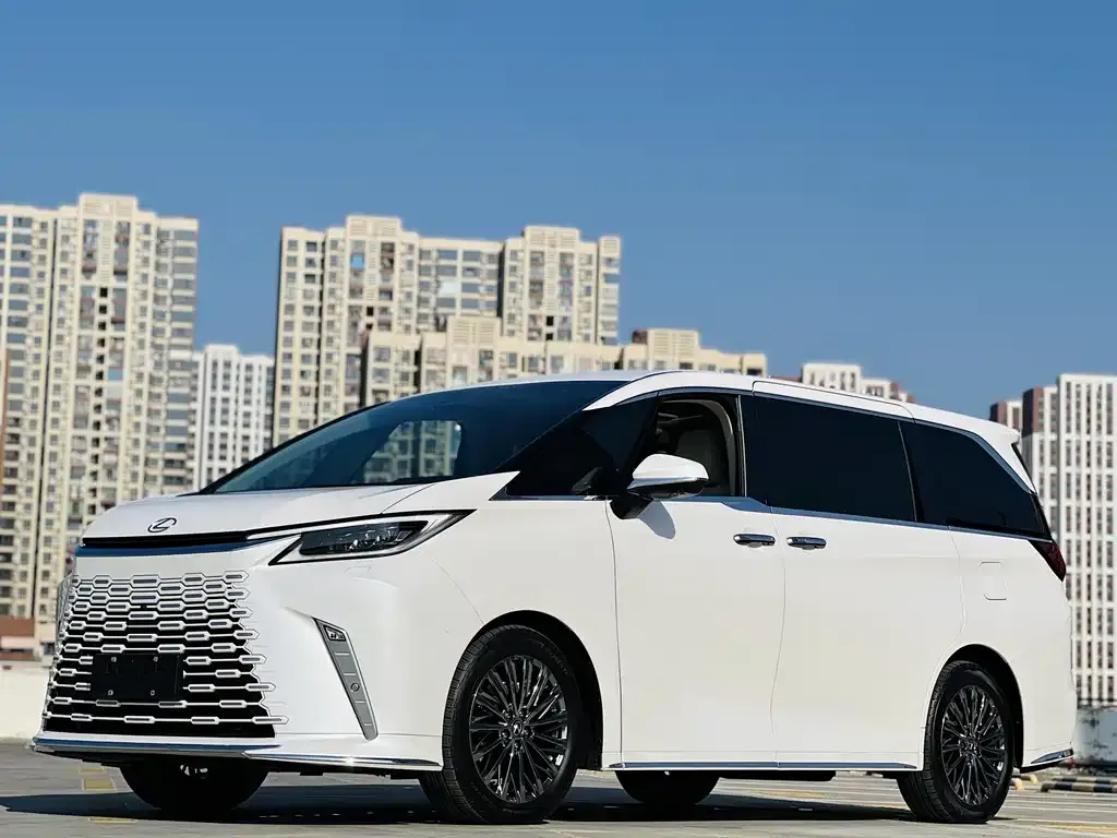 Lexus LM 2024 из CN, фото 1