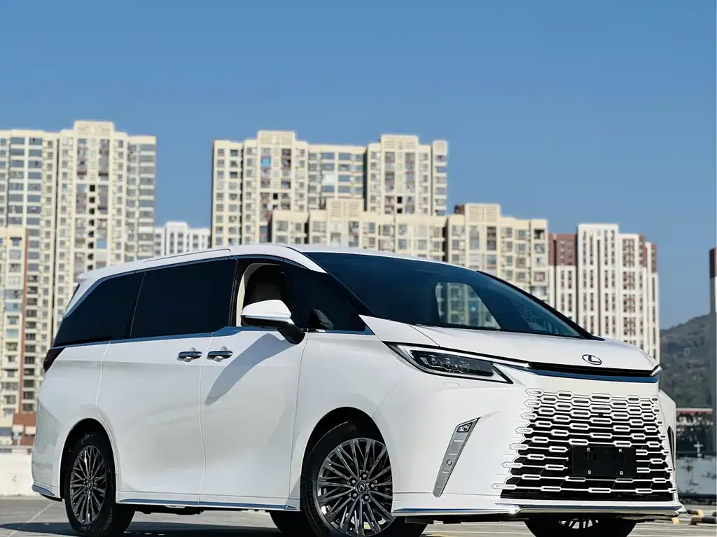 Lexus LM 2024 из CN, фото 10