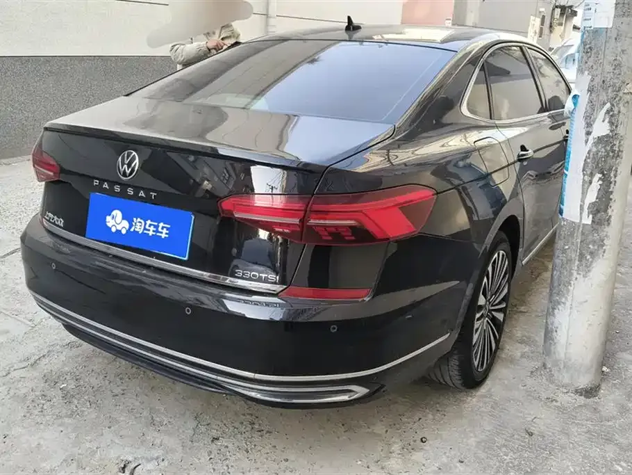 Volkswagen Passat — фото 9
