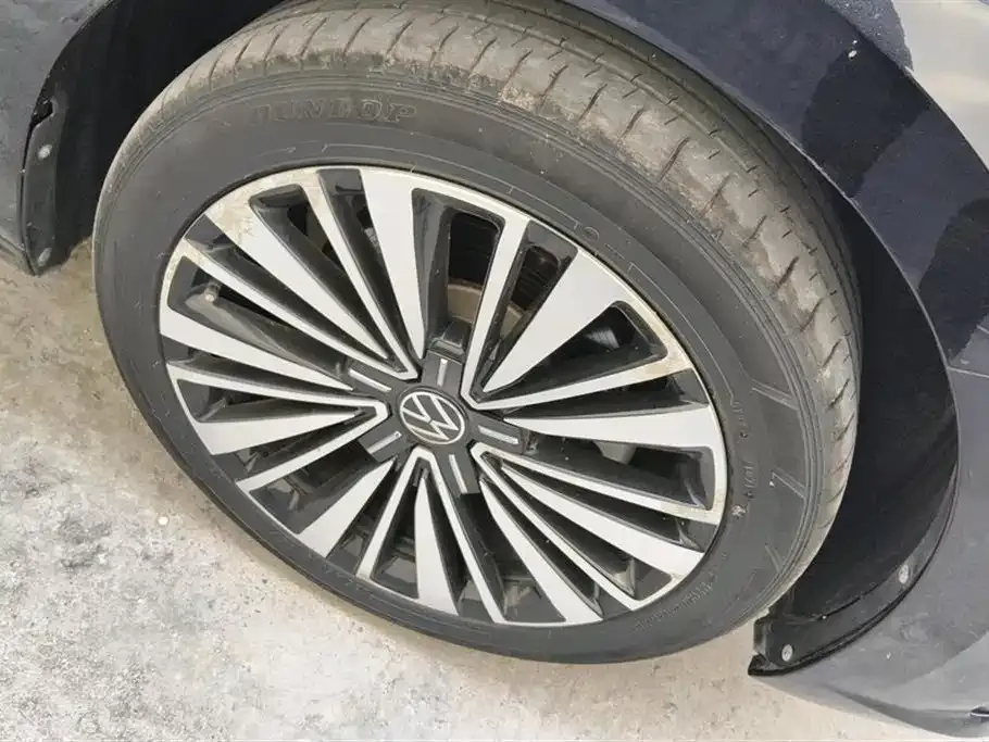 Volkswagen Passat — фото 7