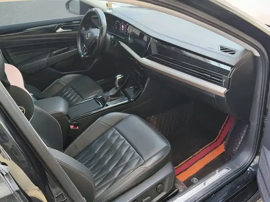 Volkswagen Passat — фото 6
