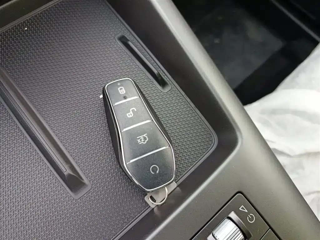 BYD Qin PLUS 2025 из CN, фото 8
