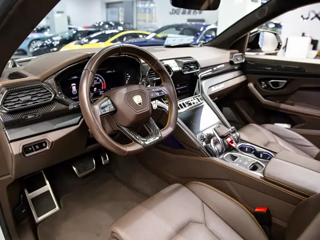Lamborghini Urus 2021 из CN, фото 7