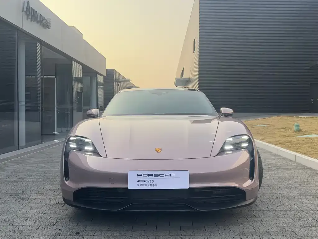 Porsche Taycan 2024 из CN, фото 3