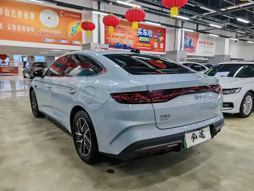 BYD Qin L — фото 8