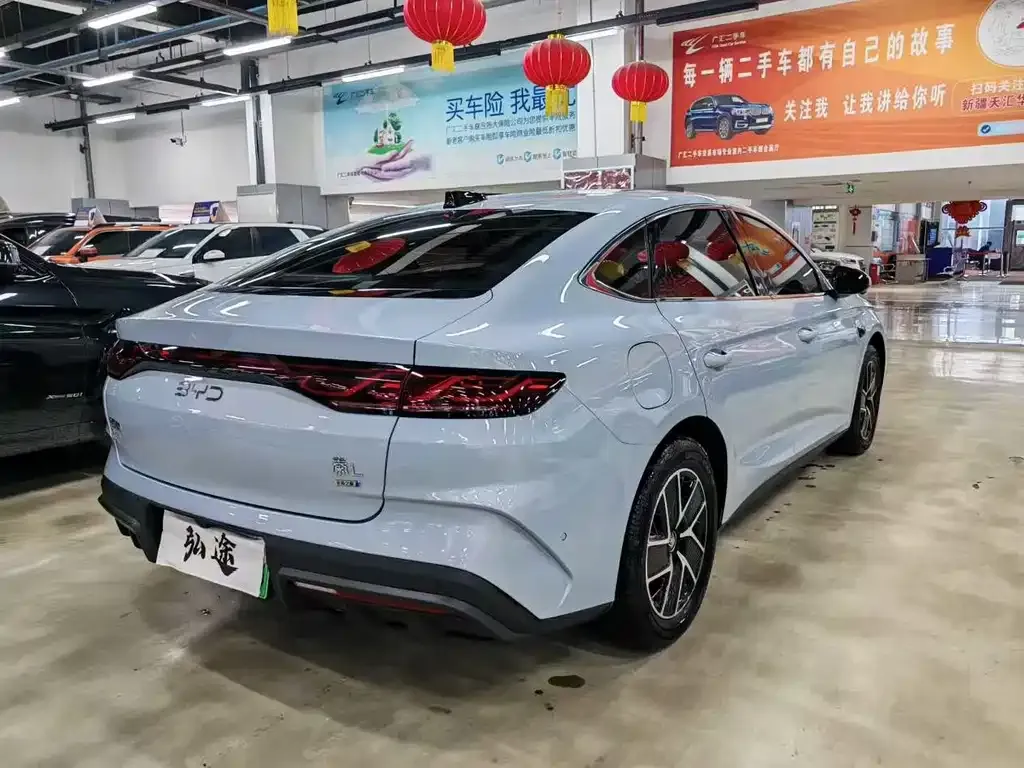 BYD Qin L — фото 5