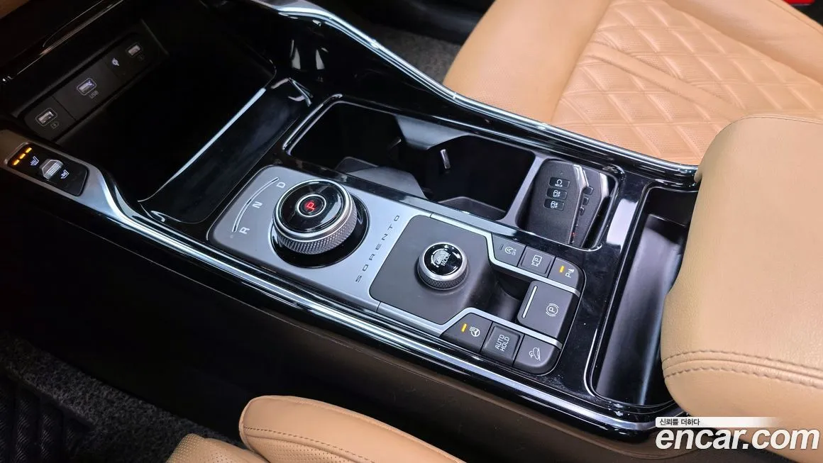Kia Sorento — фото 10