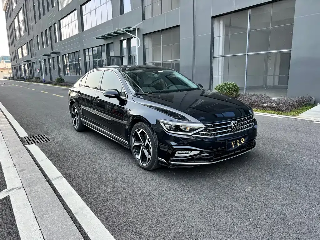 Volkswagen Magotan 2023 из CN, фото 5