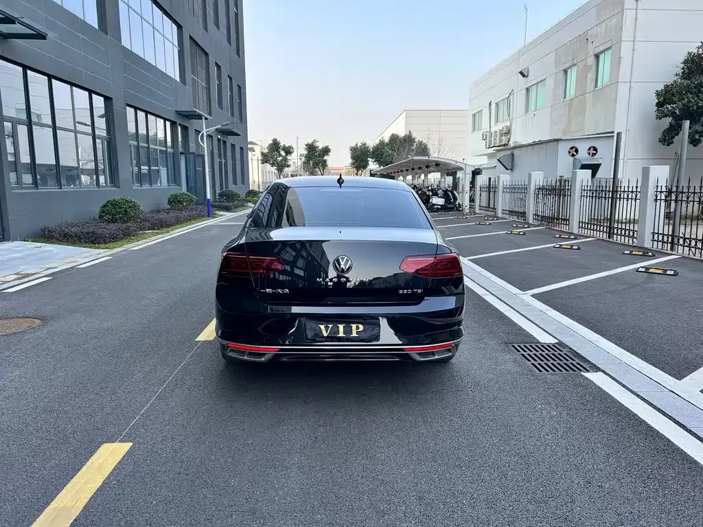 Volkswagen Magotan 2023 из CN, фото 8