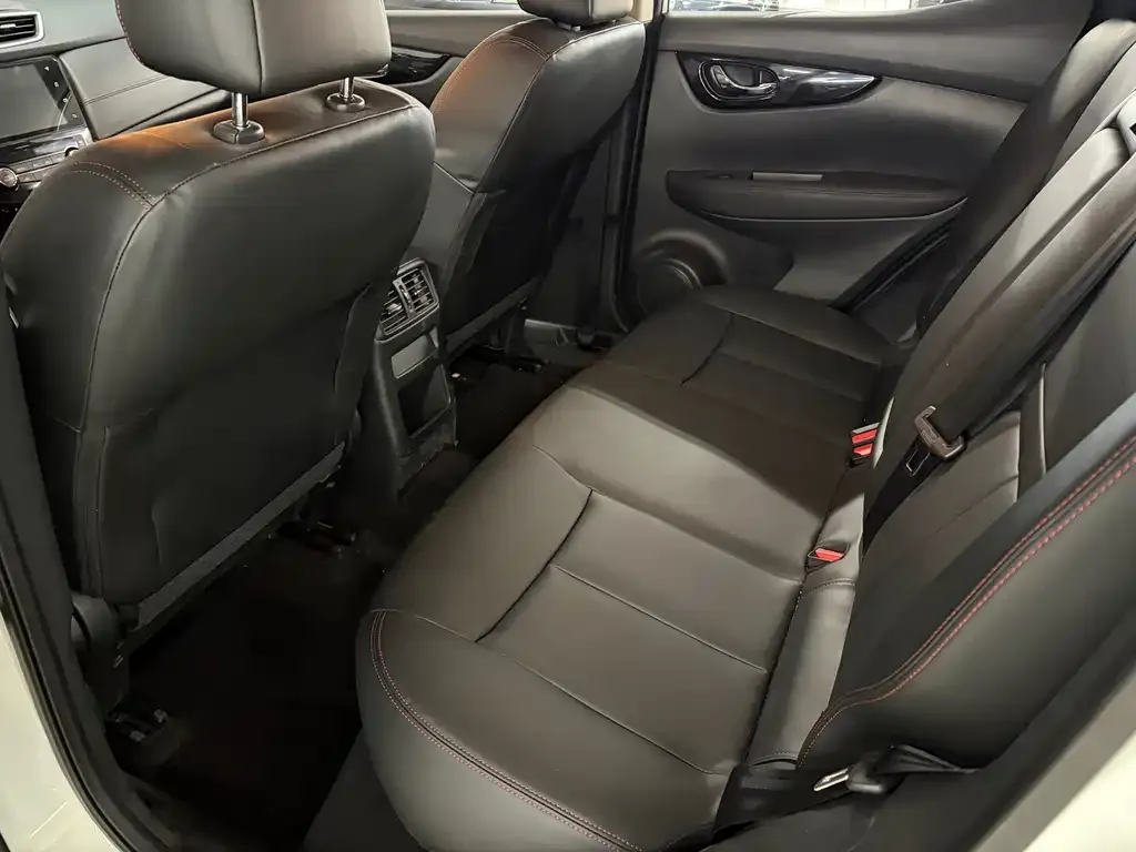 Nissan Qashqai 2024 из CN, фото 6
