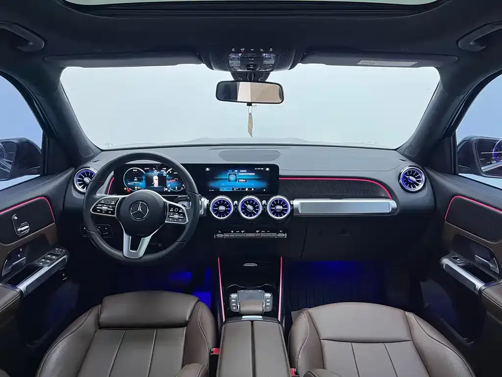 Mercedes-Benz GLB 2023 из CN, фото 2