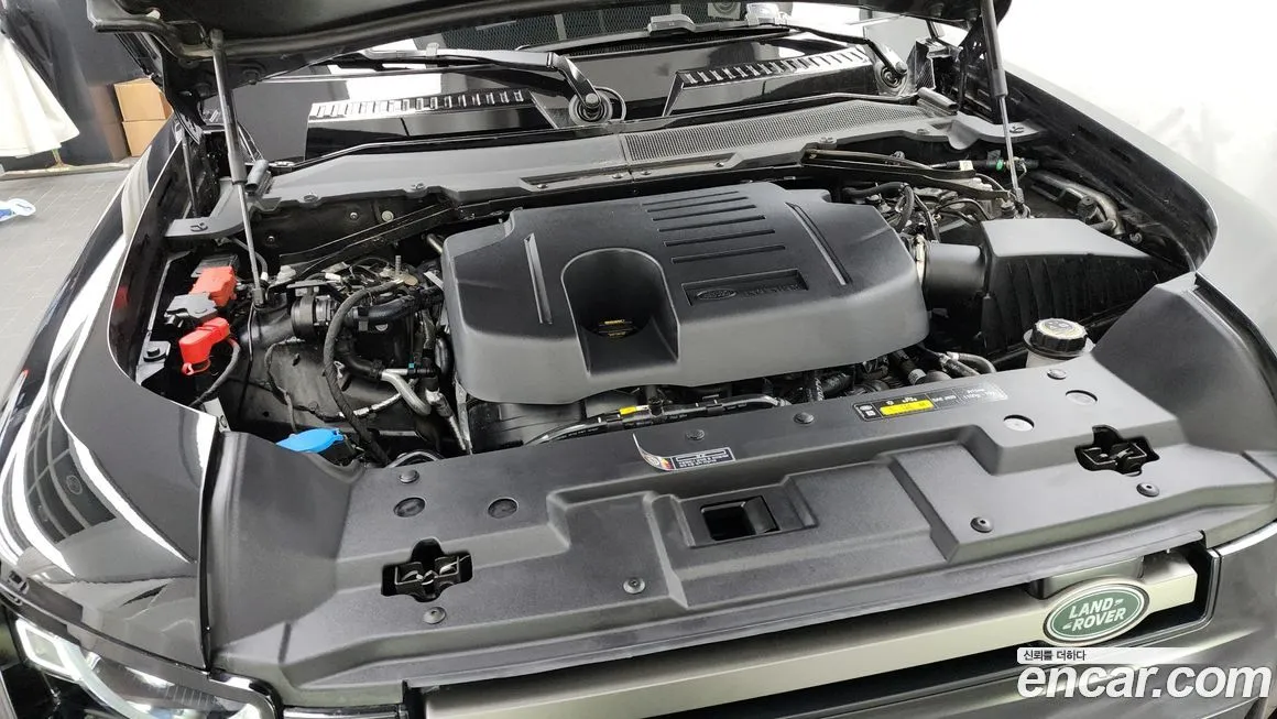 Land Rover Defender 2025 из KR, фото 5