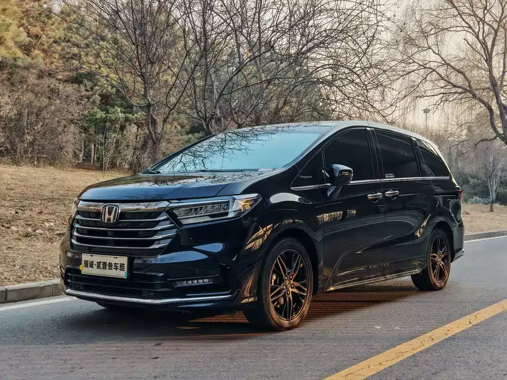 Honda Odyssey 2022 из CN, фото 1