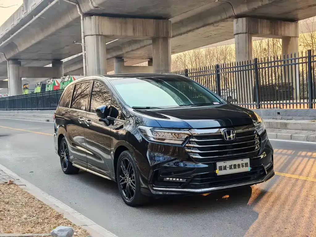 Honda Odyssey 2022 из CN, фото 8