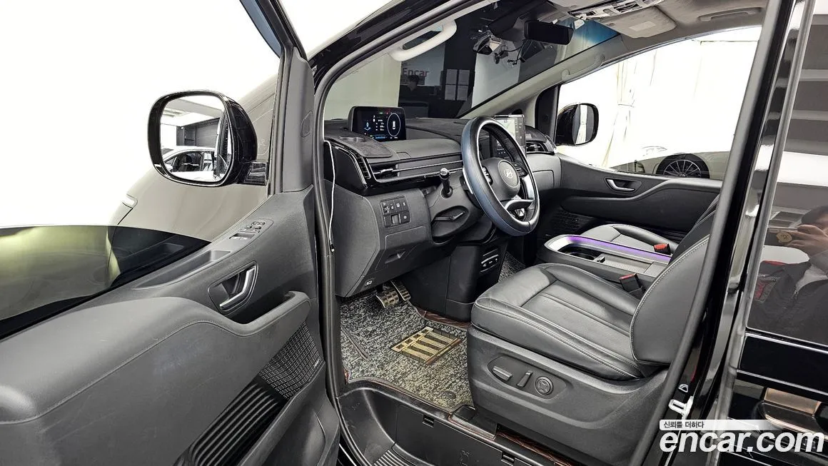 Hyundai Staria 2025 из KR, фото 5
