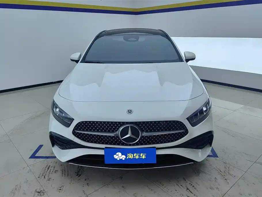 Mercedes-Benz A-Class 2023 из CN, фото 4