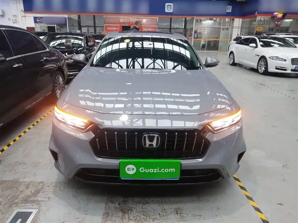 Honda Inspire 2023 из CN, фото 4