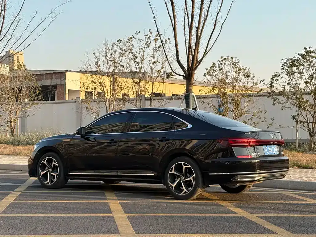 Volkswagen Passat — фото 9