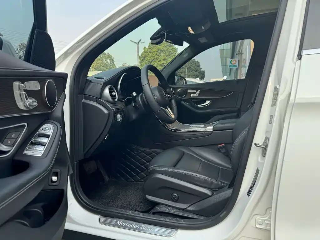 Mercedes-Benz GLC 2022 из CN, фото 3