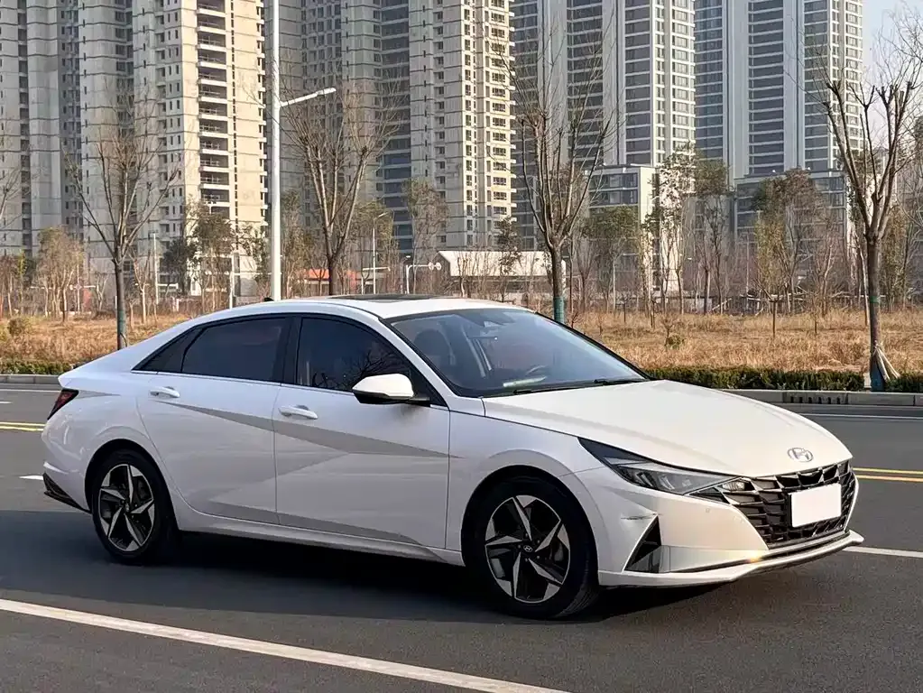Hyundai Elantra 2022 из CN, фото 8