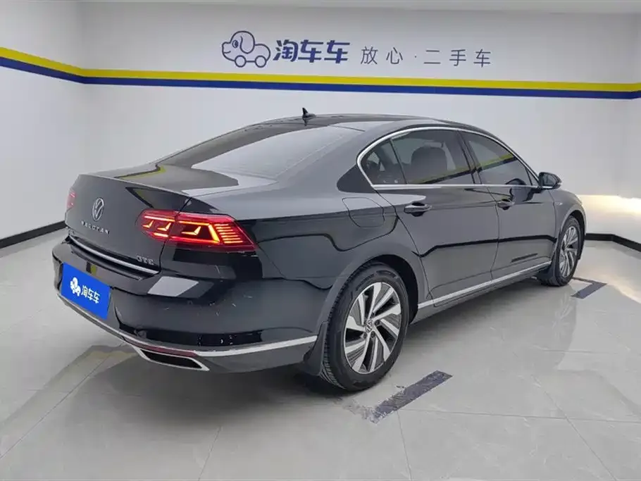 Volkswagen Magotan GTE PHEV 2024 из CN, фото 10