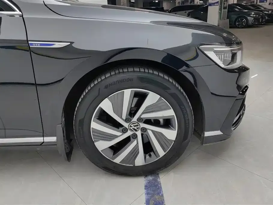 Volkswagen Magotan GTE PHEV 2024 из CN, фото 2