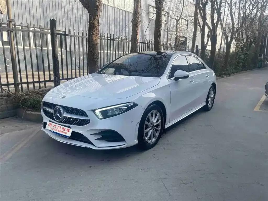 Mercedes-Benz A-Class — фото 1