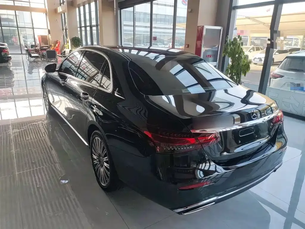 Mercedes-Benz E-Class 2022 из CN, фото 10