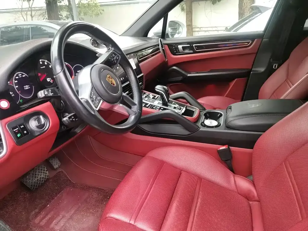 Porsche Cayenne 2023 из CN, фото 9