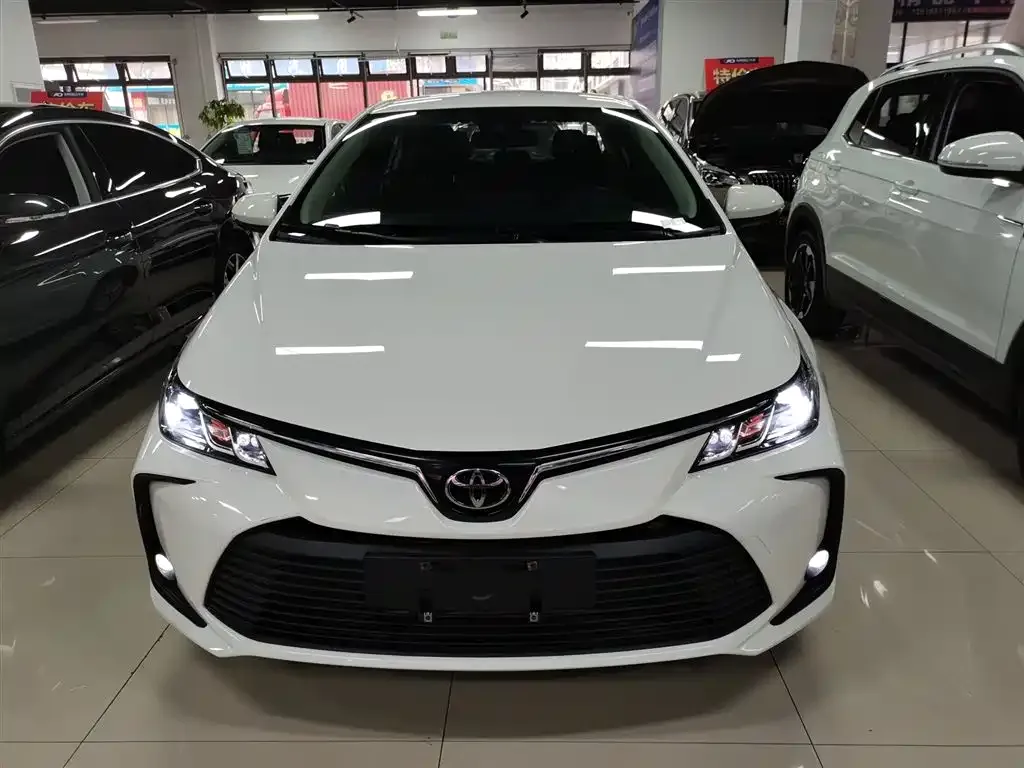 Toyota Corolla 2024 из CN, фото 7