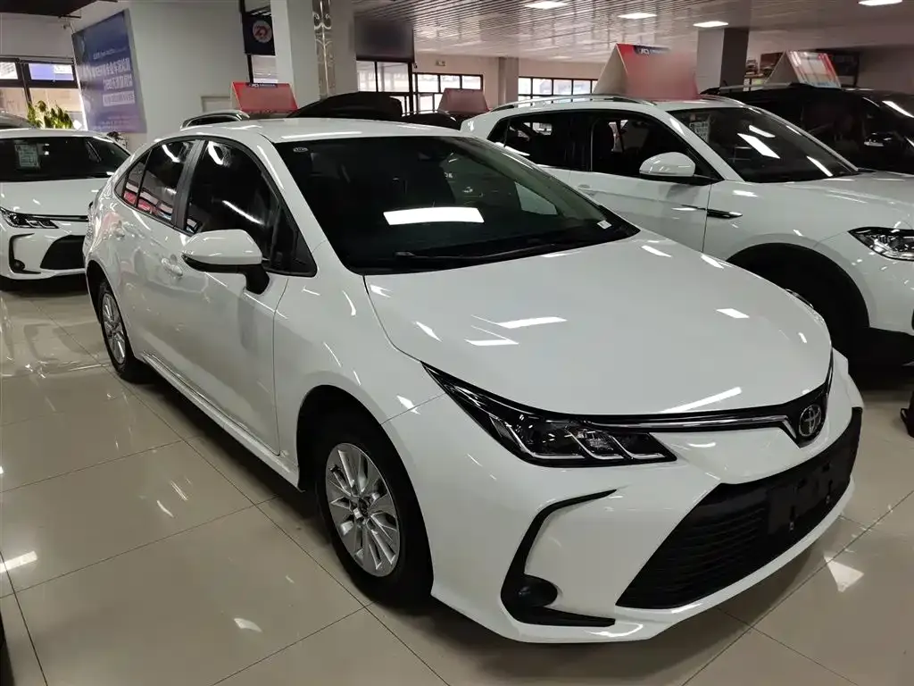 Toyota Corolla 2024 из CN, фото 4
