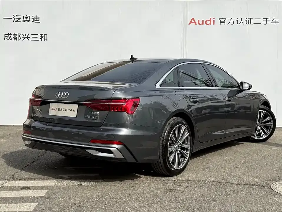 Audi A6L — фото 5