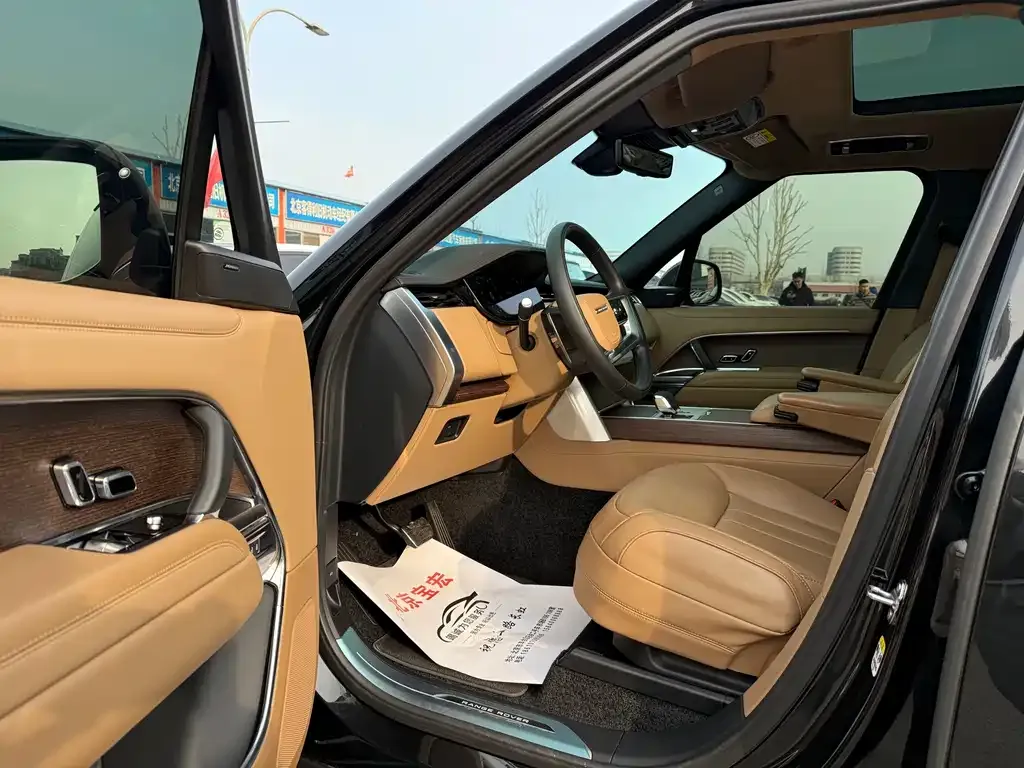 Land Rover Range Rover 2025 из CN, фото 8