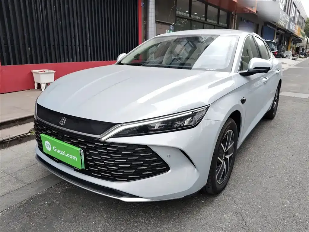 BYD Qin L — фото 4