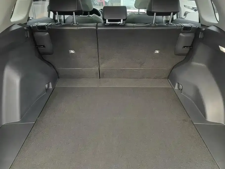 Toyota RAV4 2023 из CN, фото 3