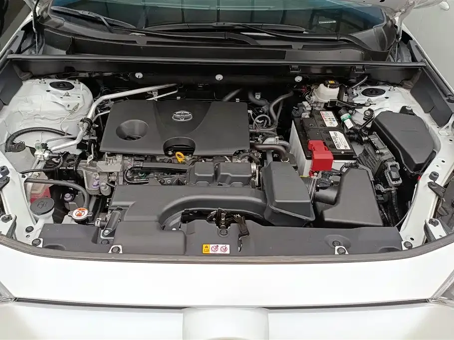Toyota RAV4 2023 из CN, фото 8