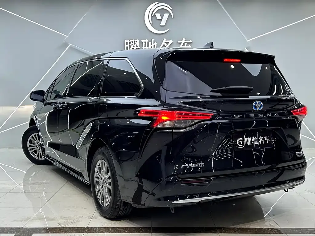 Toyota Sienna 2022 из CN, фото 10