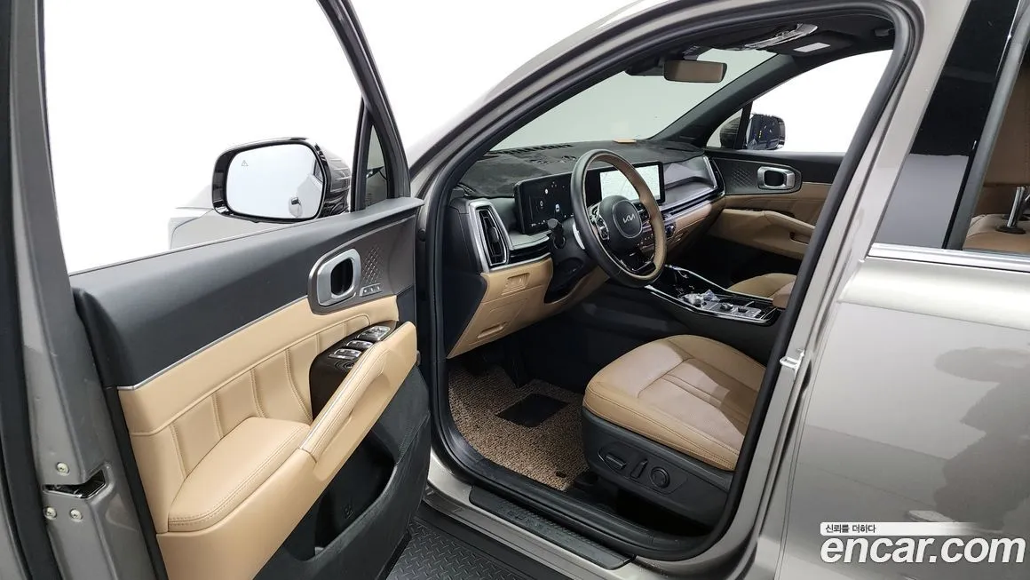Kia Sorento — фото 10
