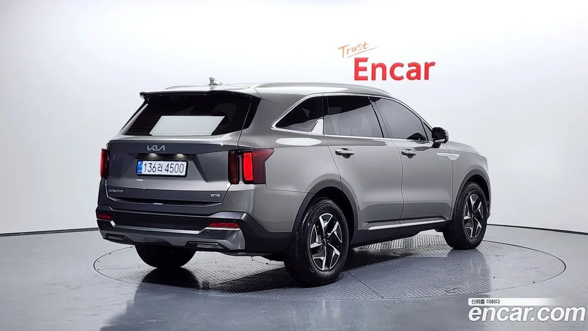 Kia Sorento — фото 3