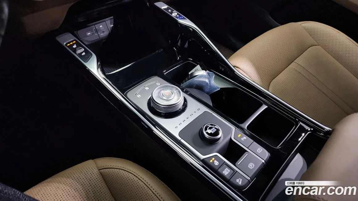 Kia Sorento — фото 9