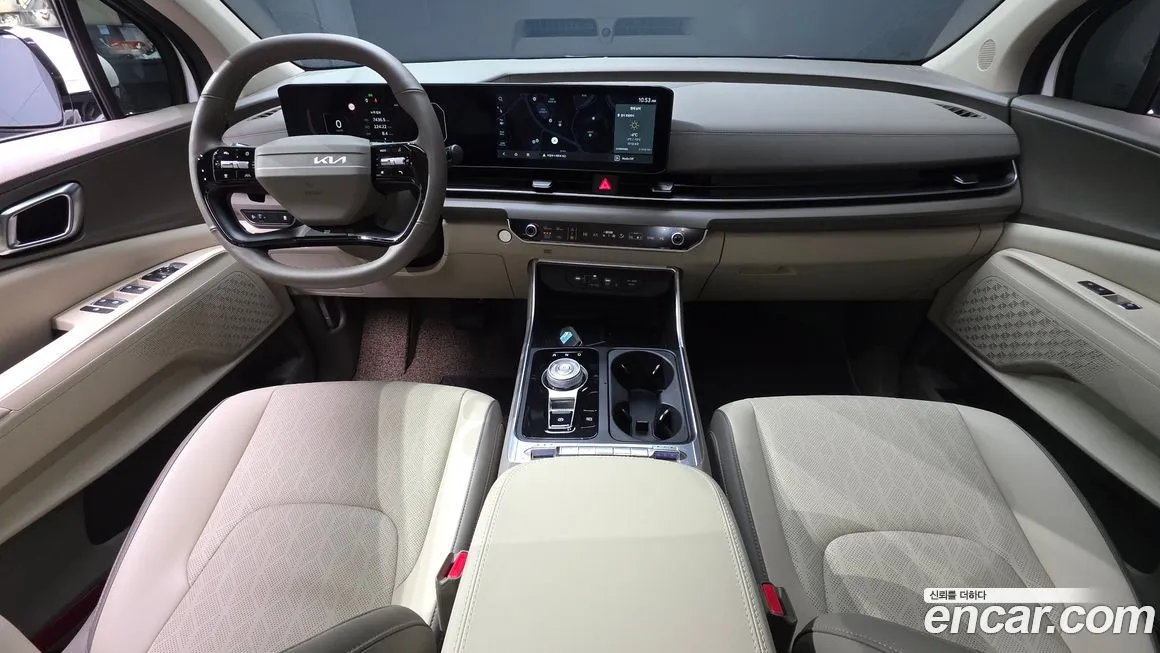 Kia Carnival — фото 10