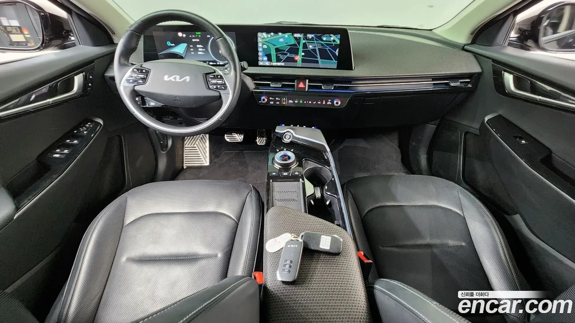 Kia EV6 — фото 8