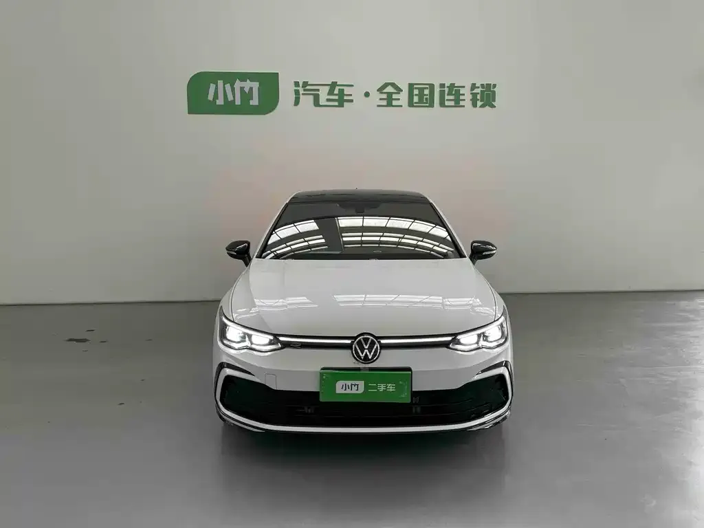 Volkswagen Golf 2023 из CN, фото 3